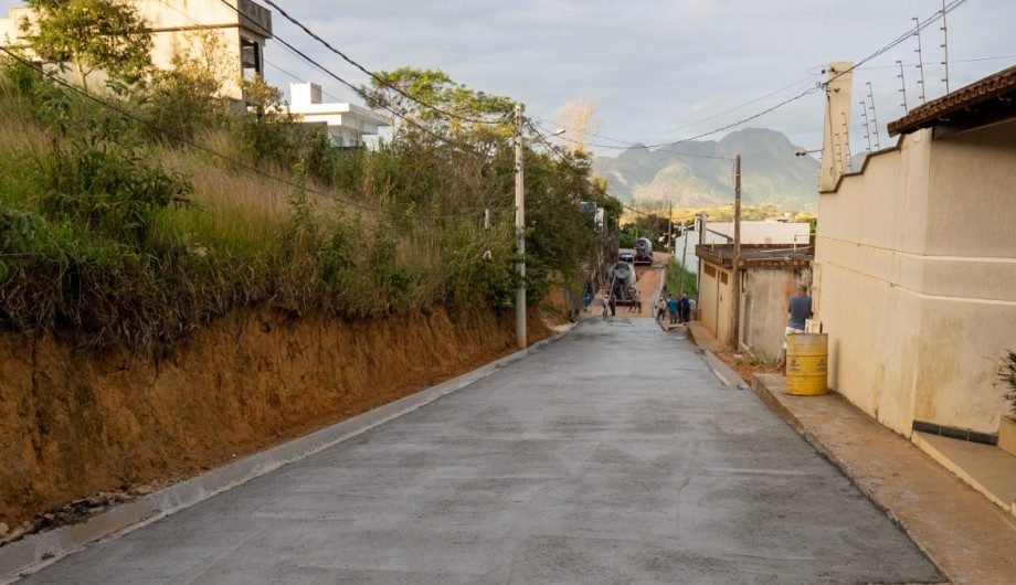 Cachoeiro pavimentação de rua no bairro Vila Rica é concluída Jornal