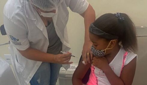 Vacina Coronavac é liberada pela Anvisa para crianças entre 3 e 5 anos