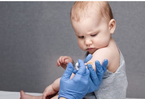 vacina-bebe-covid-09-12