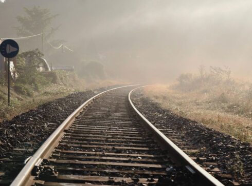 trilhos-estrada-de-ferro-10-11-2024