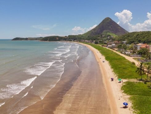 Praia-Maria-Nenem-piuma-03-01-2025c