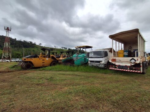 maquinas -Aeroporto-Cachoeiro-14-01-2025