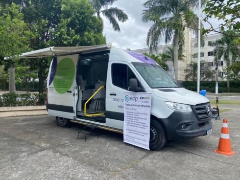 5698d09b-c5ab-46d9-a8ce-97577e029b8b